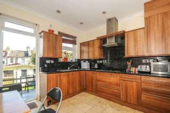 3 bedroom Terraced f...